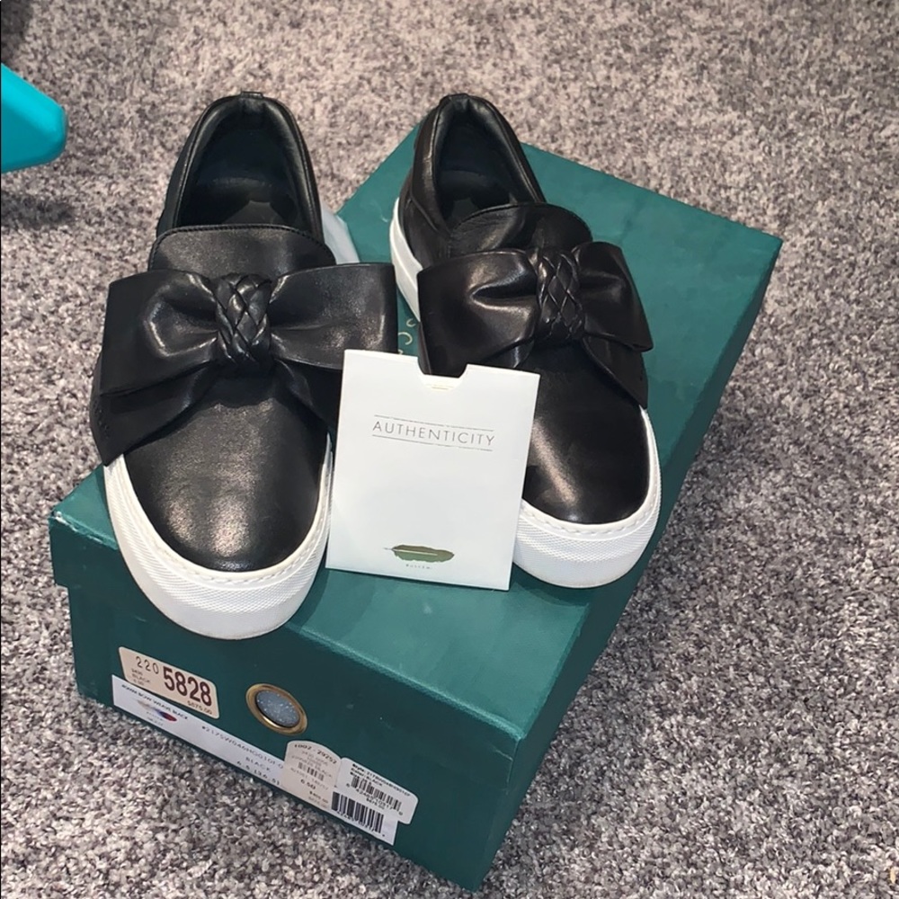 Buscemi size 6.5